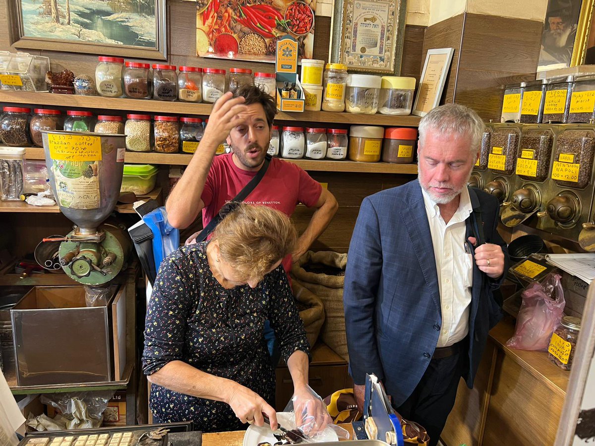 ProfBenEggleton's tweet photo. Day #3 in Tel Aviv, exploring the culinary delights of the Levinsky Market in the old part of town. https://t.co/GFvVfJJhku