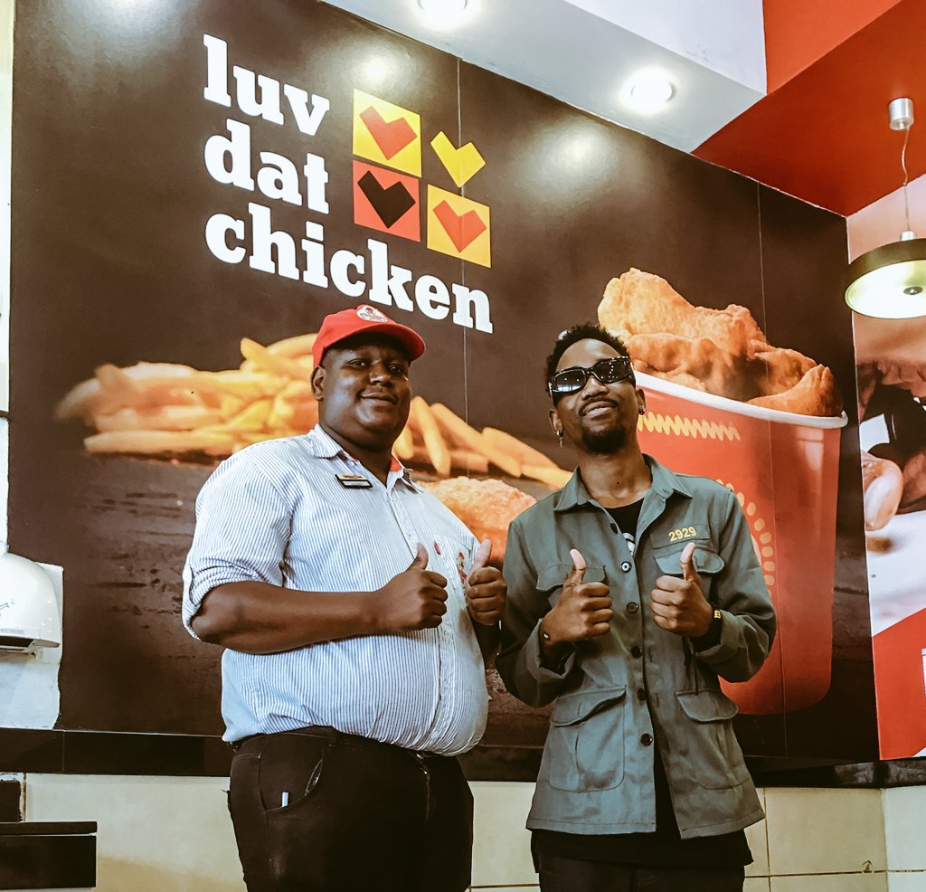 I'd love to take this time to wish <a href="/ChickenInnZW/">Chicken Inn Zimbabwe</a> Happy 35th Anniversary 🥳 Looking forward to an awesome celebration period with you!!!

<a href="/SimbisaBrands/">Simbisa Brands</a>
#LuvDatChicken 
#ChickenInnAt35
#Anniversary