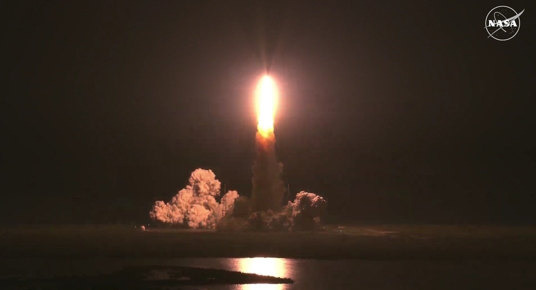 rubisaac's tweet photo. En 5 dies arribarà a la Lluna. Ja està en òrbita.
#Artemis1 https://t.co/oFthTZSV5I