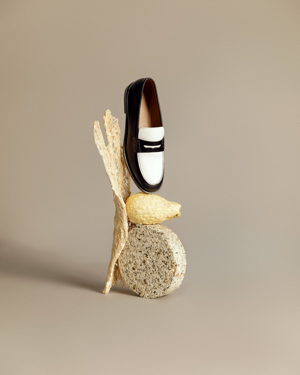 These stylish women’s loafers from Lottusse are part of the Chris collection.

Join the Mediterranean crafts at lottusse.com
#MadeWellSince1877 #CraftingTheFuture #AW22