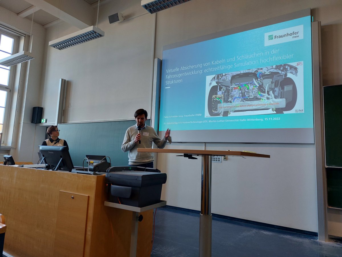 Finally after three years, the #IndustrieTagInformationsTechnologie at <a href="/UniHalle/">Universität Halle (inaktiv)</a> took place again. Thank you, Dr. Fabio Schneider-Jung from <a href="/FraunhoferITWM/">Fraunhofer ITWM</a> and <a href="/deni95_/">Denise Tumiotto</a> for presenting! Read all about it here: thread-etn.eu/thread-at-indu… #outreach