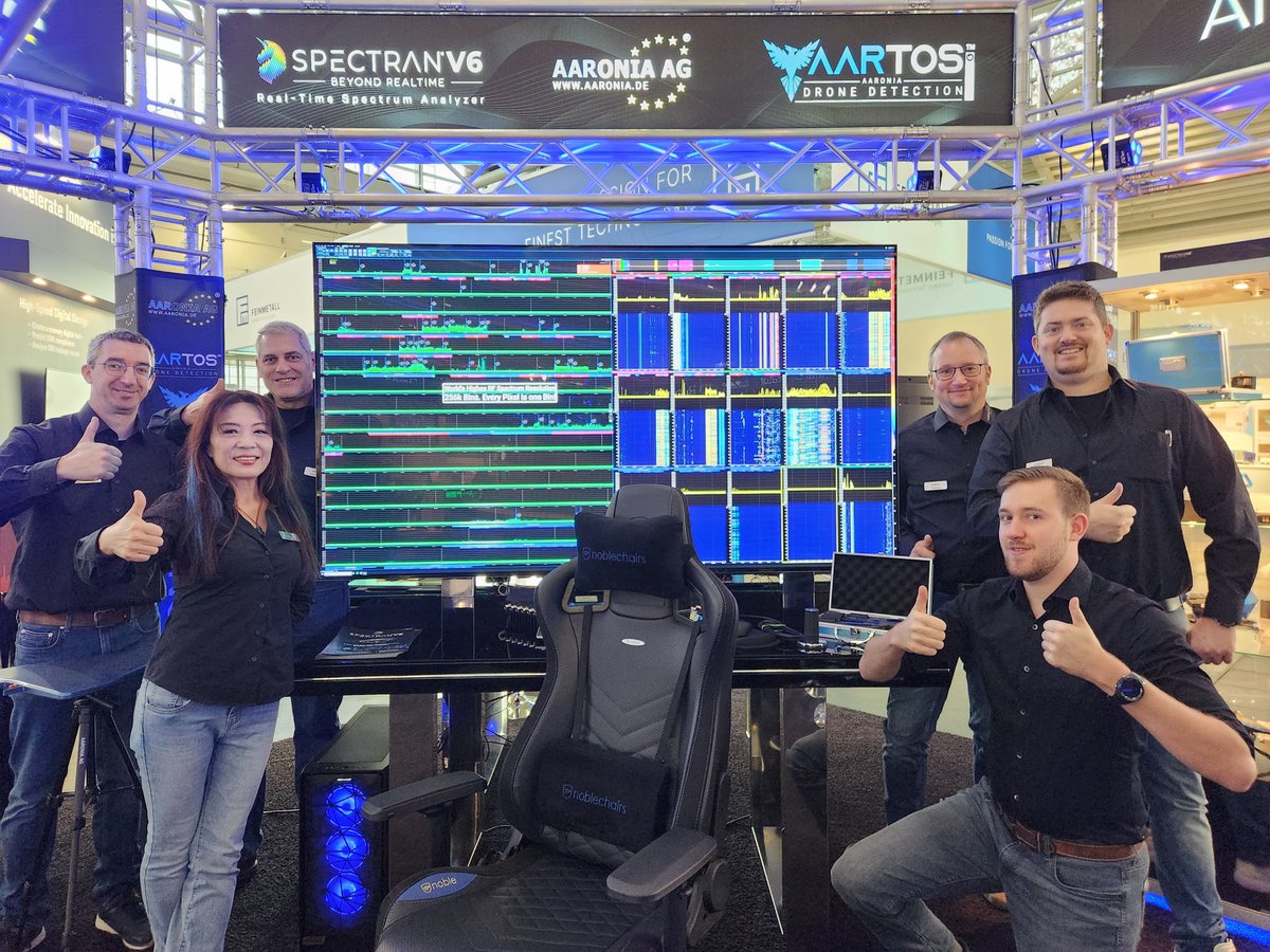 Aaronia_AG's tweet image. Worlds highest RF Spectrum ever!
256k Bins resolution running live On a single SPECTRAN V6 at #electronica2022.
@elonmusk please allow 8k pictures for Twitter 😁
#aaronia #spectran #sdr #spectrumanalyzer