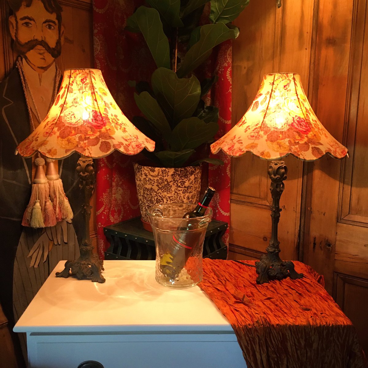 Now there’s a lovely pair 😍 Pashley scalloped shades, all handmade in England.