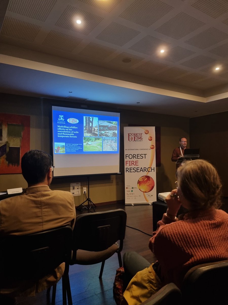 Great presentations (from an unbiased viewer...) from @tgn_brown on her work about canopy structure on fuel moisture content and @drgarysheridan presenting @asinbar work on soil co-evolution #ICFFR