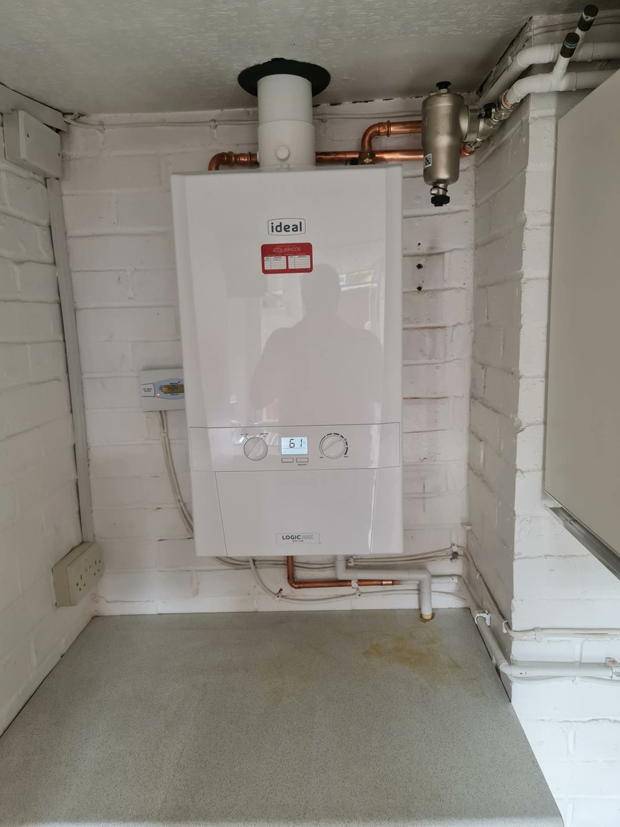 Jerrard Watts tweet media