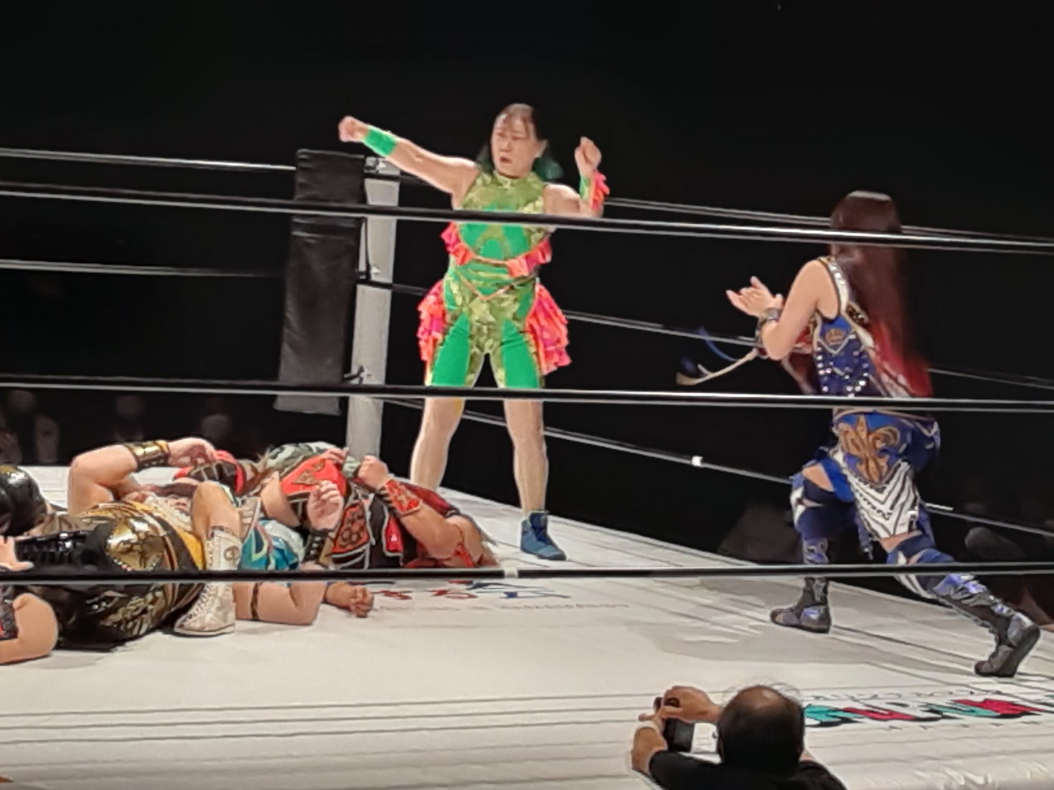 aratprowrestling on Twitter 