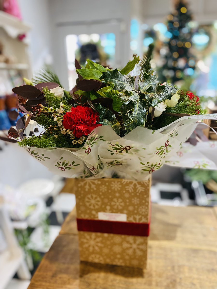 We are now taking Pre-orders for Christmas Bouquets🎄

Contact us Now to order yours.

📞01553 278710
🛍23 St James Street ,Kings Lynn ,PE30 5DA.

#localbusiness #localflorist #kingslynn #discoverkingslynn #Christmas #christmas2022 #kingslynnflorist #ordernow #freshflowers