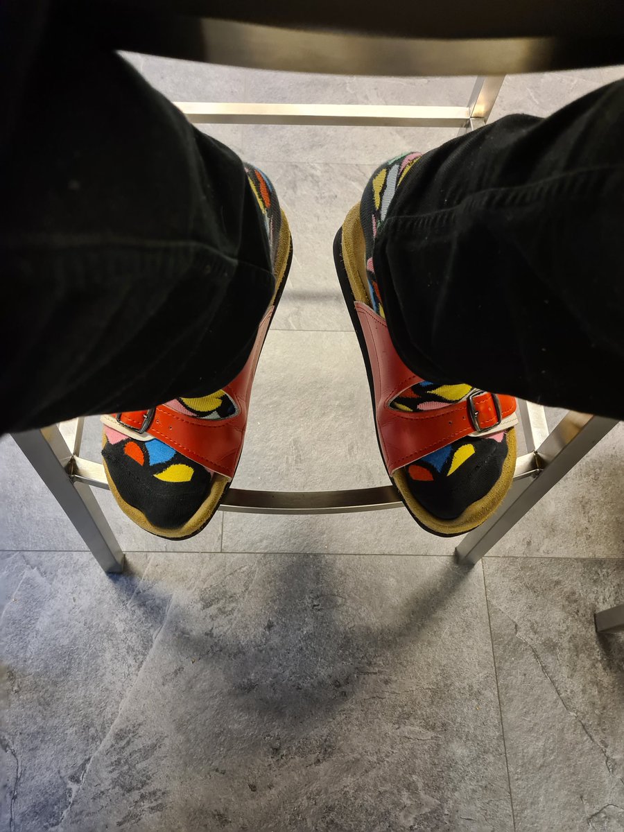 Verið að ræða Palla ball á Tene í hádegismatnum, hér er enginn einn af þessum ca. 6000 sem verða þar um jólin. Við drögum bara vagninn áfram eins og venjulega. #tasumyndir #ekkialliráTene