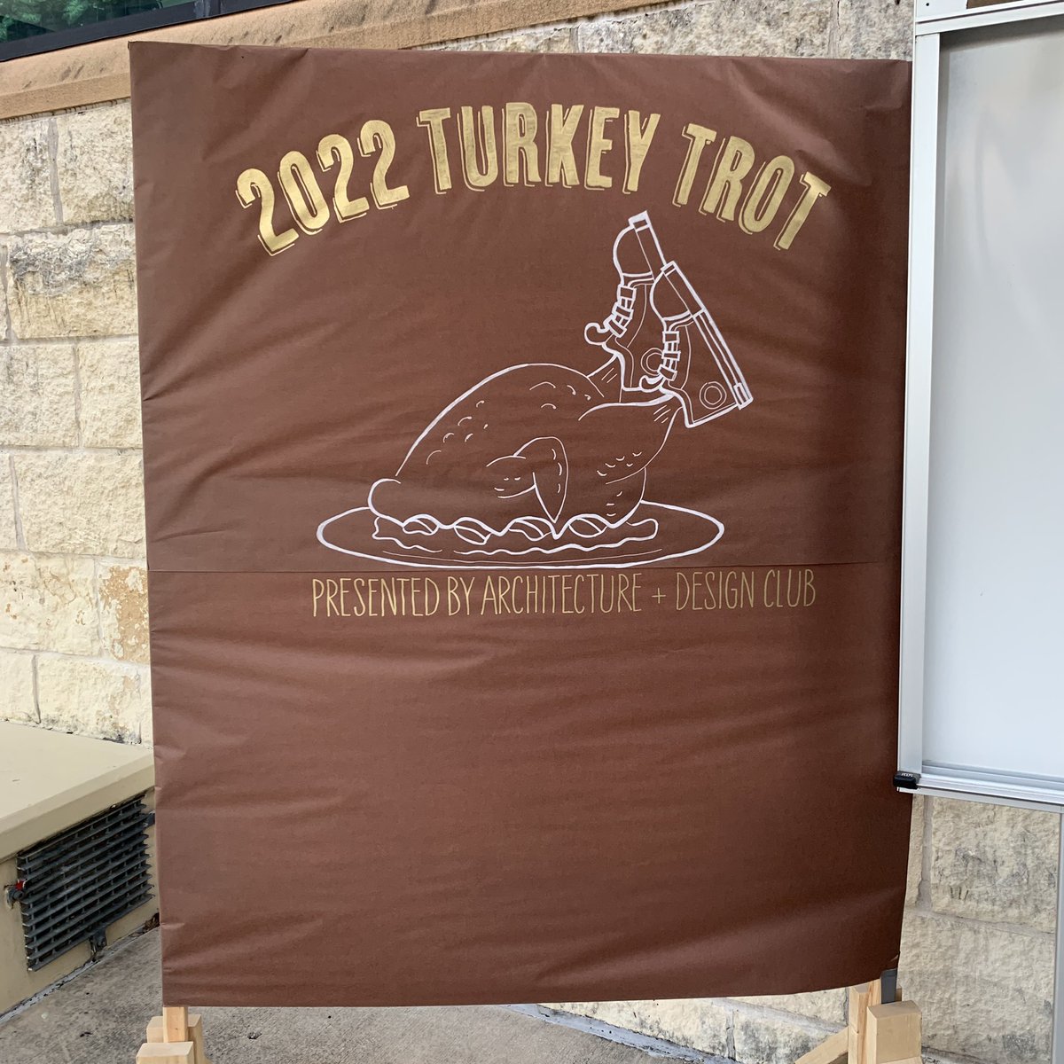 DATADoes2's tweet photo. Wobble wobble and gobble gobble! Turkey Trot 2022! All canned food donations go back out to our community! #rooteddata #datadoes https://t.co/eLvsrdZ0wj