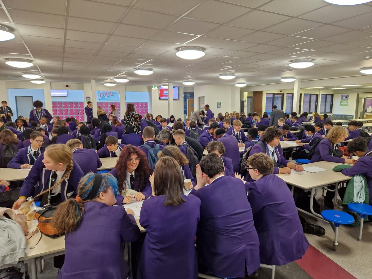 AldersleyTeam11's tweet photo. Big turnout for our maths masterclass this morning! #proudasl #keepitup https://t.co/9LmAW9XEul