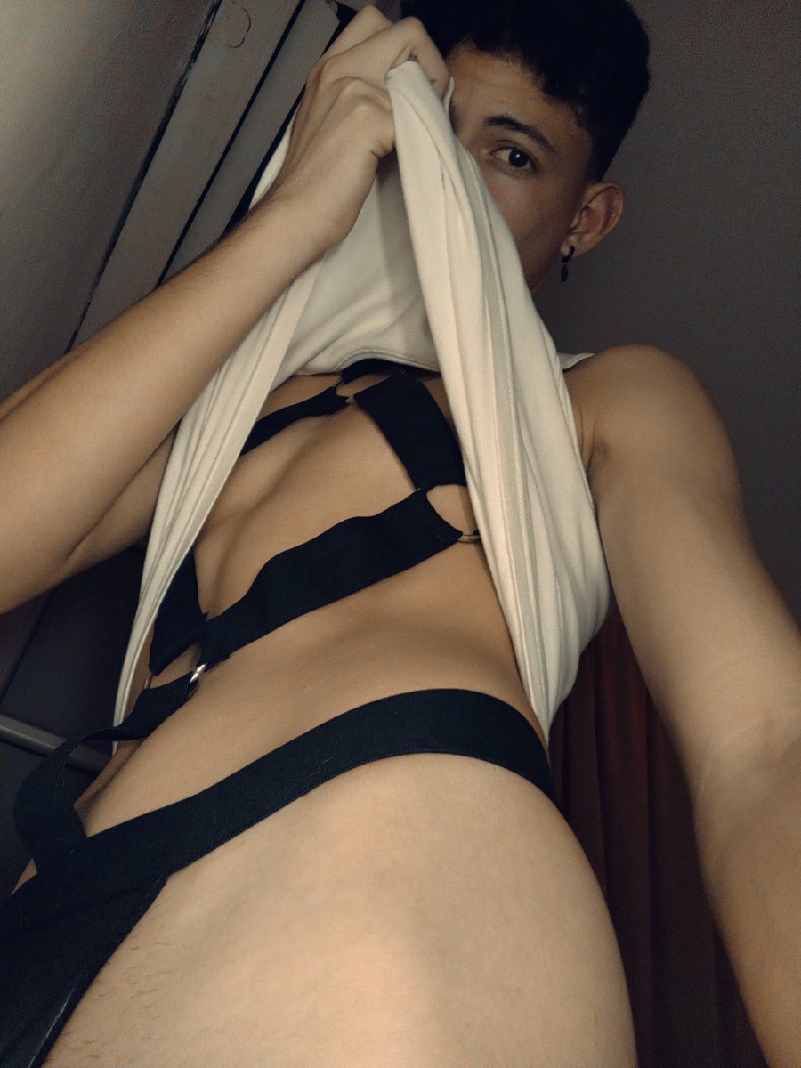lukecameron_1's tweet photo. @lukecameron_1 @chaturbate @chaturbateLATIN
#Hi_guys https://t.co/4bMu6TRYIf