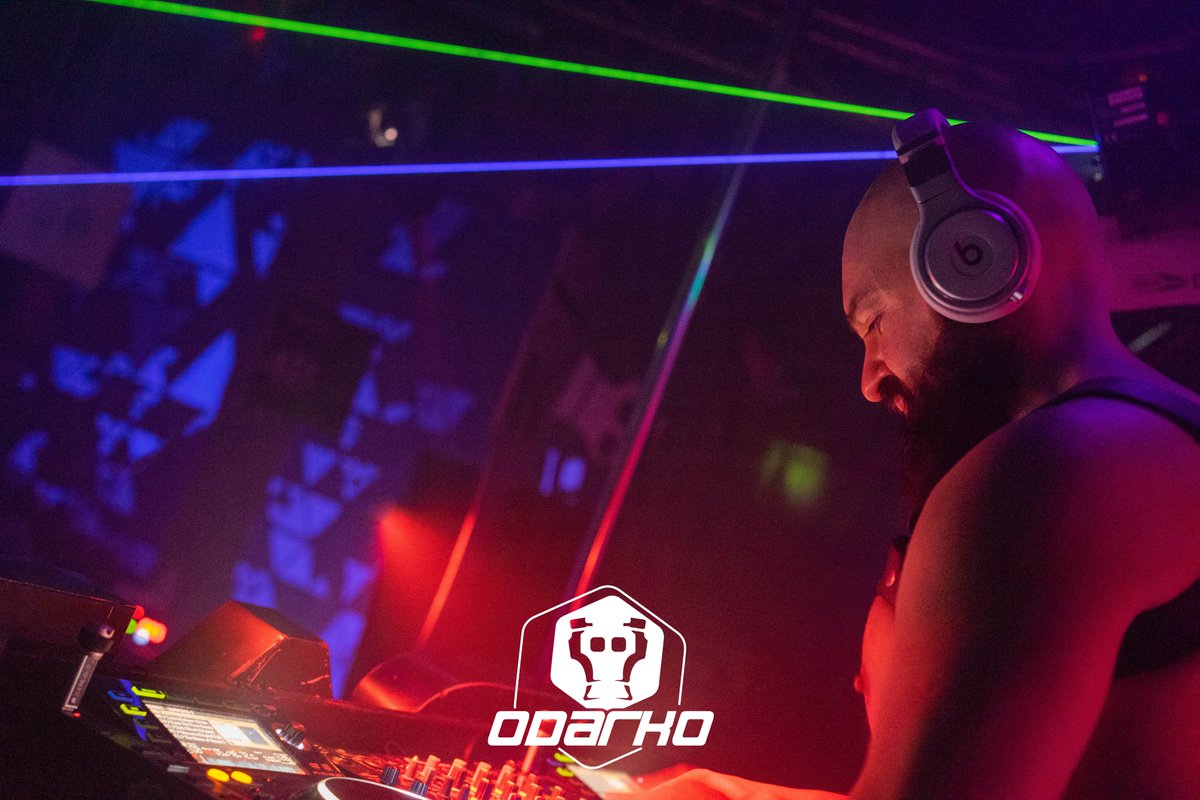 odarkoclub's tweet photo. Una fusión explosiva de música electrónica actual, dress code fetish y acción masculina explicita en una atmósfera cargada de pura testosterona y búsqueda constante de morbo y placer. #odarko #odarkoclub #odarkomadrid
https://t.co/Ft7246iyYN
https://t.co/4wzKInKIx4 https://t.co/PIJurcWKCK
