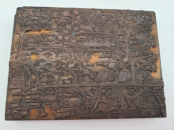 LauraCharbonnea's tweet photo. Antique Copper Letterpress print https://t.co/4OjjOqeH0E via @EtsySocial #jewelry  #fashion  #printblocks #printpress https://t.co/AfudRCfZnI