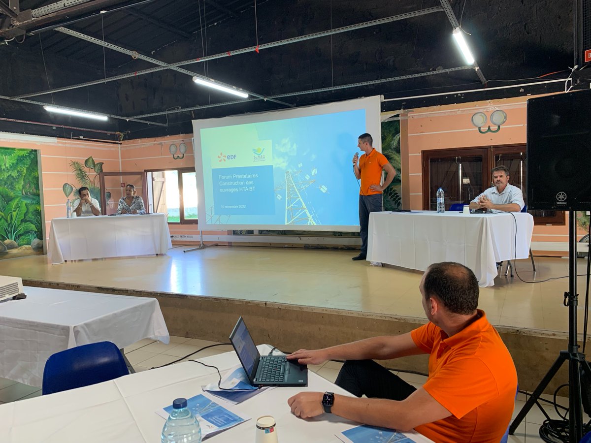 EDF_Guadeloupe's tweet photo. Lancement du "Forum Prestataires Travaux Réseaux Electriques" organisé par @EDF_Guadeloupe et @LeSyMeg1. Un évènement qui rassemble les prestataires de nos 2 entités afin d'échanger sur nos organisations, nos enjeux et ambitions sur le territoire. #servicepublic #Guadeloupe https://t.co/NlGqjapxwb