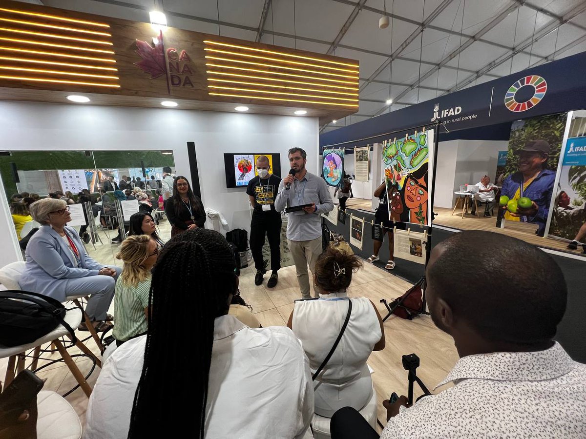 ClimateRealPH's tweet photo. Happening Now : #ArtsForClimate event at the Canada Pavillon with @Reality_Canada, @FondDavidSuzuki, and @Reality_Canada. #WhenIsNow #LeadOnClimate #ClimateRealityPH https://t.co/9yHrRXaMDn