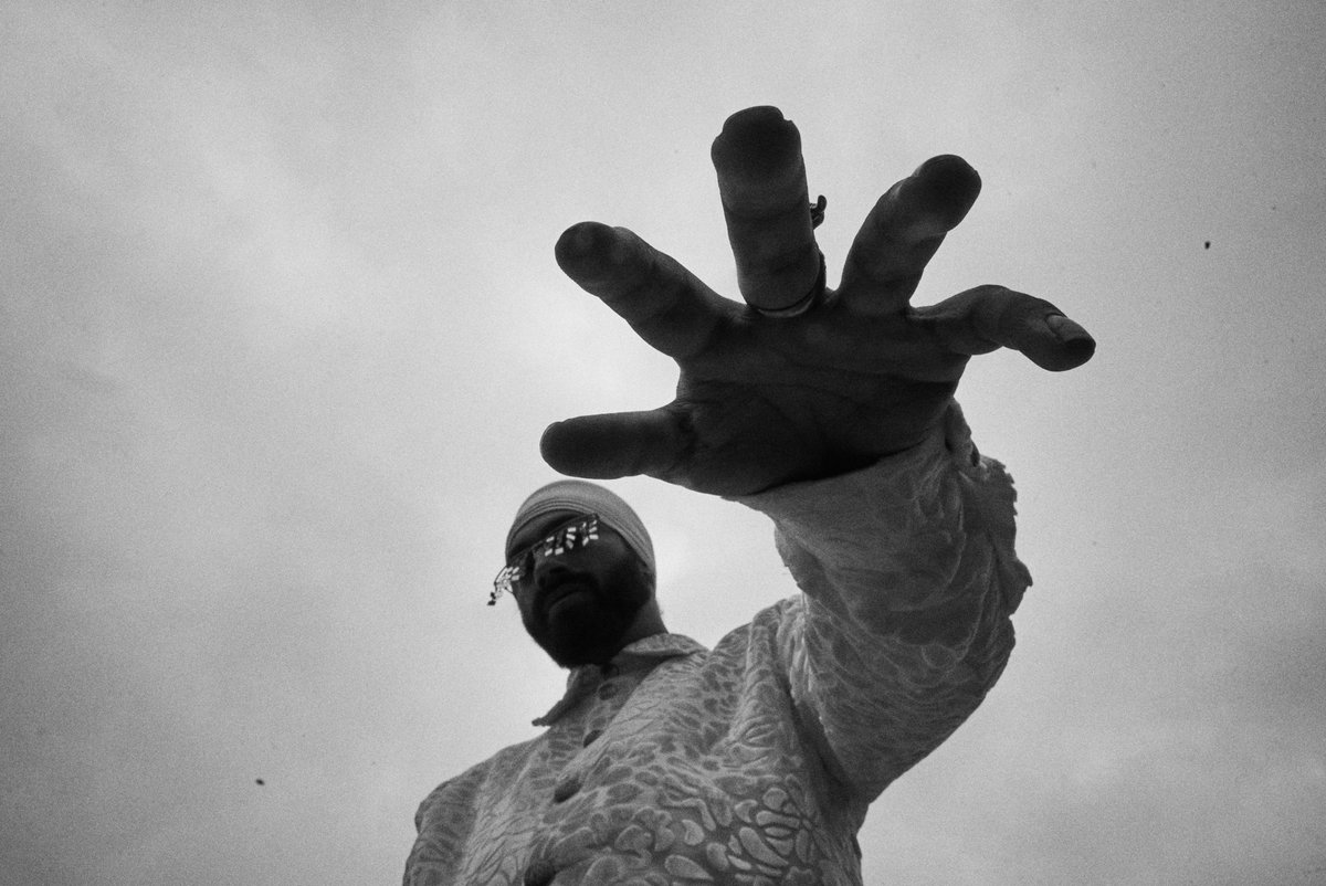 In BHRAM <a href="/prabhdeepmusic/">BHRAM</a> adds another facet to his unique style of multidimensional storytelling.

lnk.to/Bhram