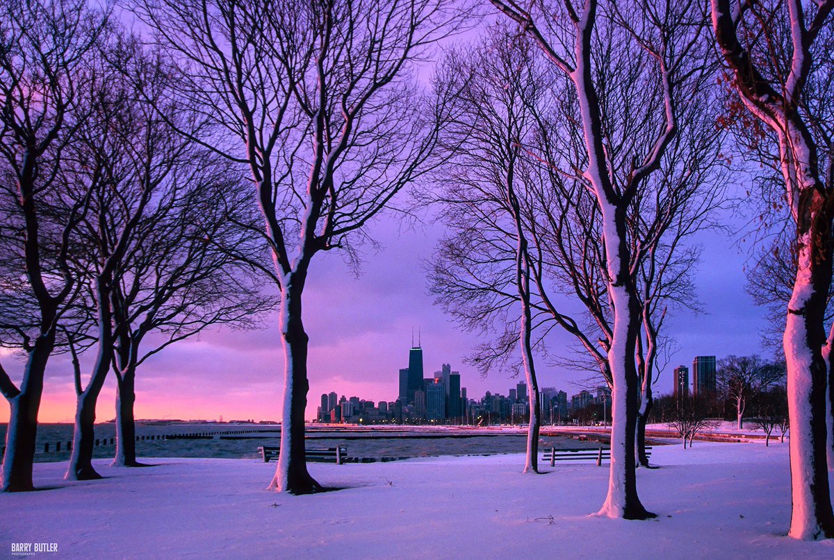 Winter IS beautiful.  Morning snow in Chicago from the early 2000's on Wayback Wednesday.  #weather