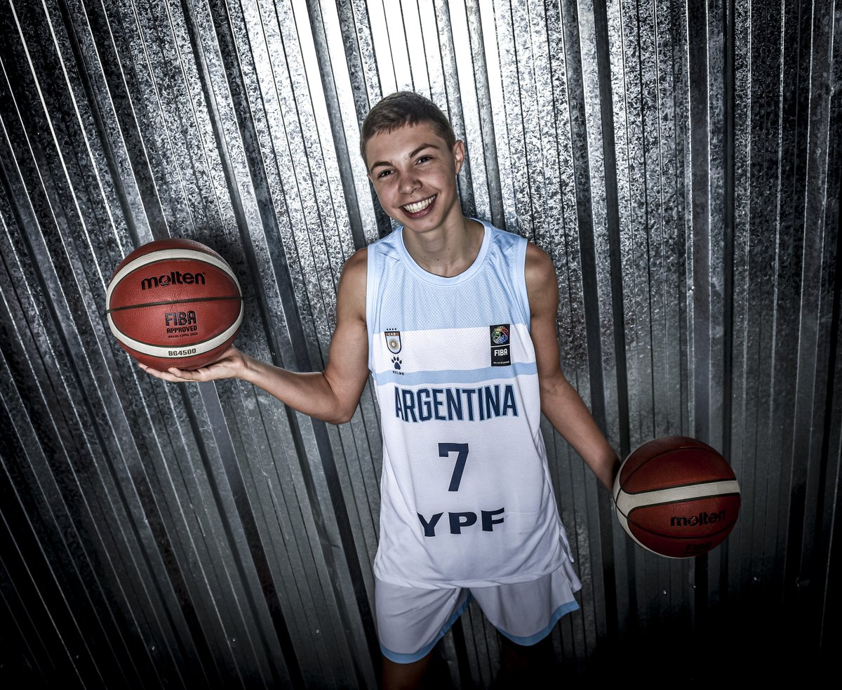 cabboficial's tweet photo. 📸 𝐄𝐒 𝐇𝐎𝐘 🇦🇷

👉 La Selección U15 masculina debuta en el Sudamericano ante Bolivia🇧🇴 a las 20:30 con transmisión de @basquetpasstv https://t.co/TT9RBRV0M0