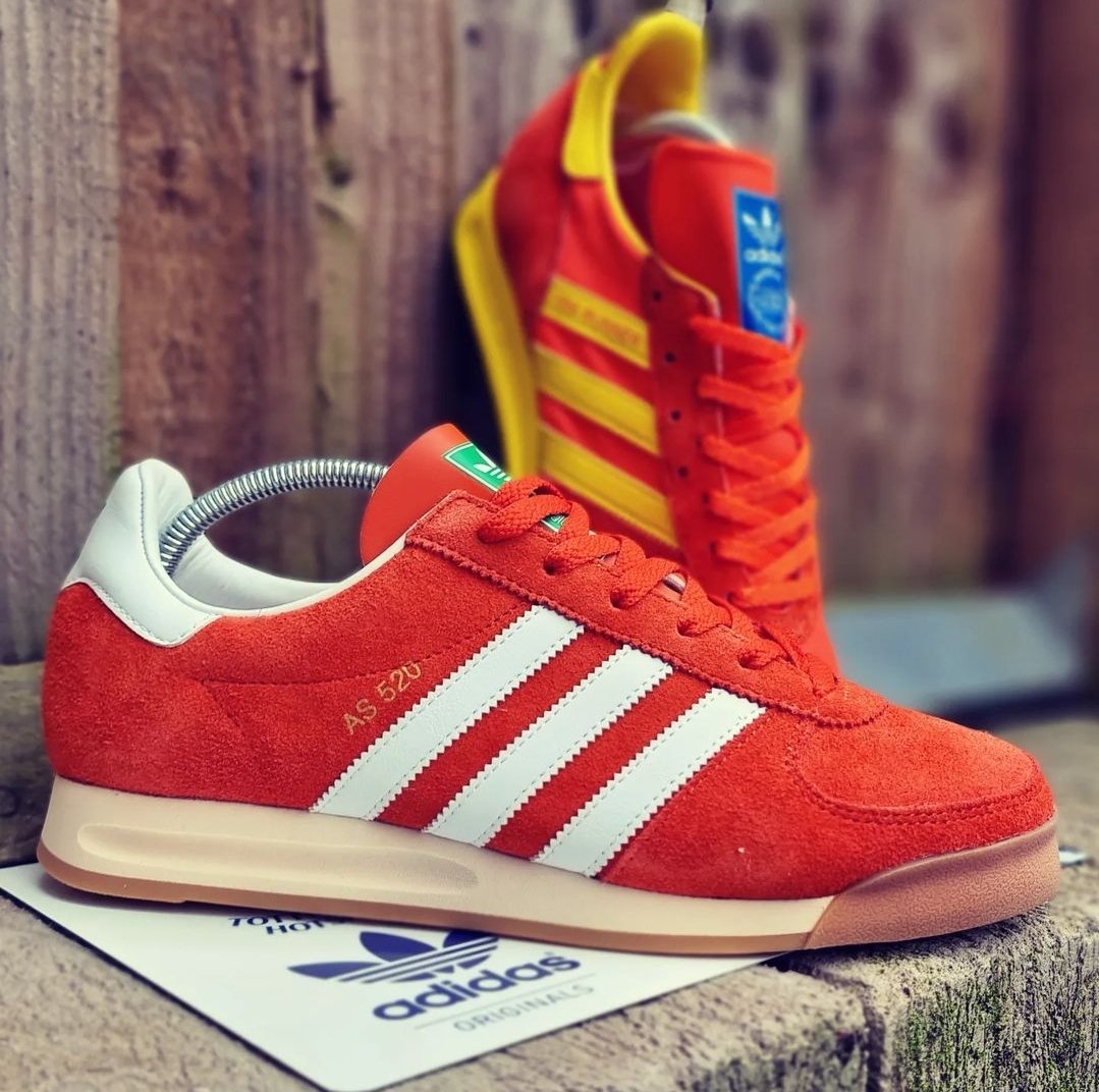 addiaddic75's tweet photo. #GrahamTaylor once said "do I not like orange". Well Graham, I frigging love orange 🧡🧡🧡
#adidas #TRX #AS50 #vanbasten #adidasoriginals #trainers #sneakers #orange #shoes #sneakerheads @DeadstockUtopia @adiFamily_ https://t.co/ZYgilBSGCt