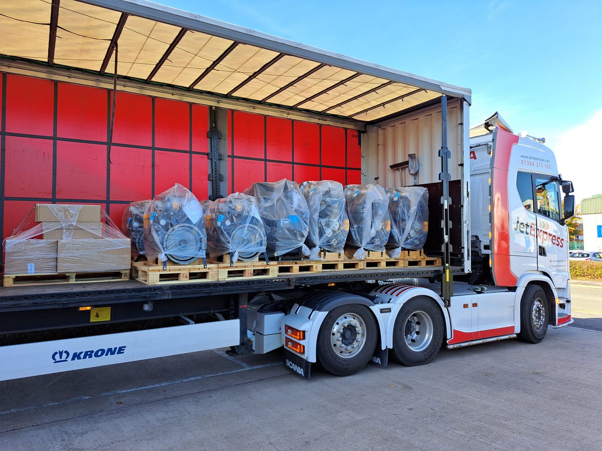Engines loaded up and ready to be transported to Coventry – love being able to play a part in so many exciting projects! #Exciting #Engines #Coventry #LoadedUp #Delivery #TimeCriticalDelivery #SameDayLogistics #SameDayDelivery #TransportSolutions