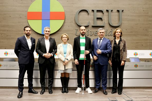Canfila's tweet photo. 👉Ayer asistimos al encuentro “Rompiendo barreras. Creando oportunidades” contemplado en el Programa CEU de Apoyo a Estudiantes con Discapacidad y que pretende fomentar la inserción de los alumnos en las Universidades CEU ...
#BlogMasterSecundaria https://t.co/Aa2m9ip54Z @USPCEU https://t.co/QW5vyEbl0W