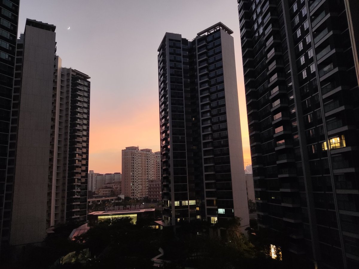 DAddY0898's tweet photo. 真的很喜欢海南这种天，很凉爽，如果可以，夏天住北方，冬天住海南！ https://t.co/RY60imG1up