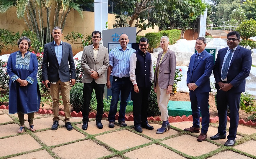 Honored to host U.S. Consul General, Chennai Ms. Judith Ravin #CGChennai at <a href="/cisco_in/">Cisco India</a> campus, #Bengaluru. Discussed Cisco’s comprehensive investments and technology, helping India #digitize at scale and speed for an #inclusive future
 
<a href="/USAndChennai/">U.S. Consulate General Chennai</a> <a href="/Harishkrishnan/">Harishkrishnan</a> <a href="/suhascisco/">Suhas Mansingh</a>
