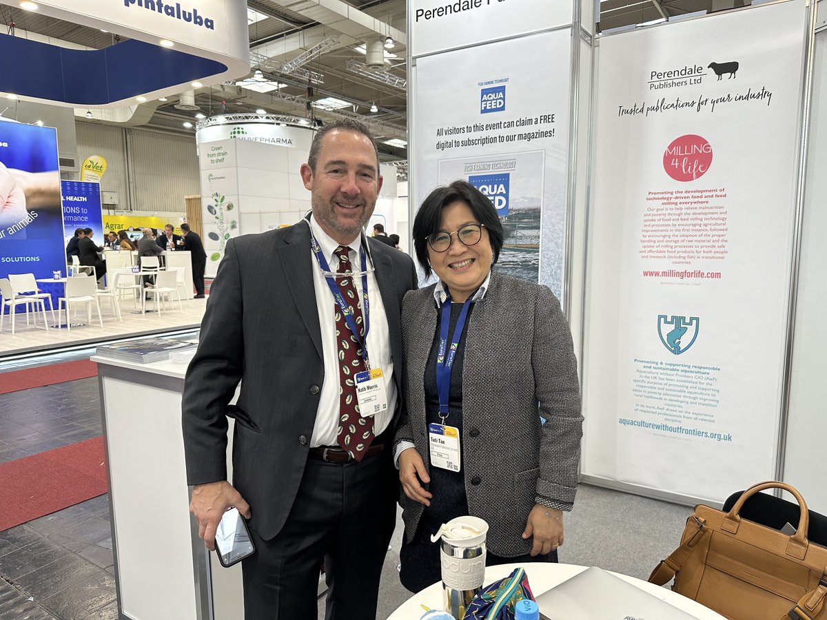 MillingandGrain's tweet photo. Lots of visitors to our stand at #EuroTier2022 today! Including Nath Morris from @IPPEexpo, Nick Mouthaan, and Sebas Van Den Ende. We also saw Anne-Kathrin Blässe and Andrea Dietrich, from @Dr_Eckel. Plenty of time for more visitors so make sure to stop by stand B15 in Hall 23! https://t.co/b3UajeKAYz