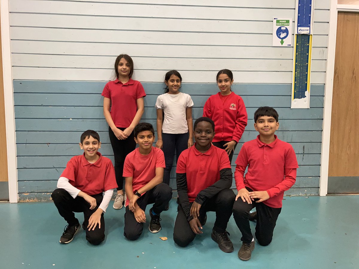 lyndhurstpe's tweet photo. A massive well done to our athletics team who were just popped to top spot yesterday! Wonderful attitudes and a great effort 😀 @OACoaching @FocusTrust1 @OldhamPledge @Hathershaw_PE @p_jacko88 https://t.co/A7JePo9Emh