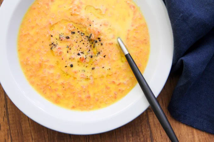 ミキサーを使わずに作れるのはすごくお手軽！人参の「ポタージュ」レシピ！