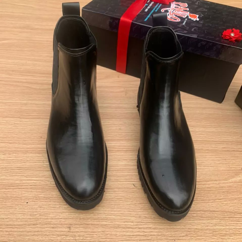 temitopeolukole's tweet photo. Support a Lazy Nigerian Youth, 

Please help to Promote and Patronize my Handmade Footwears locally made in Ibadan.

All Sizes 38 to 47.

Opay #BelievingIsWonderful Ruger "Rest In Peace" "Vin Diesel" "Biggest Bird" #Chioma Camavinga #BurnaBoy "Cole's Law" https://t.co/JHyEVSoHFL