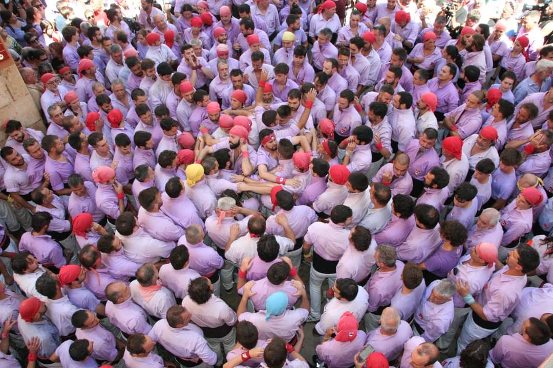 JoveDeTarragona's tweet photo. 🙌🏽 Som patrimoni, som cultura. 12 anys inclosos a la @UNESCO.

🔝 Ens sumem a la proposta de fer que l'etiqueta #castells sigui tendència amb aquesta foto de @OlleMarch!

Animeu-vos i compartiu contingut! #AraJove https://t.co/uskVFofsKw