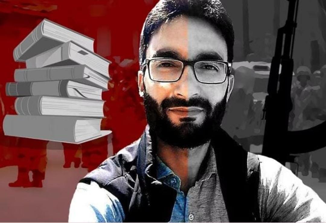 Wanisehrishdeen's tweet photo. We will never forget Kashmiri university professor Mohammad Rafi Bhat 💔
We lost gems 

Among thousands of mourners,more than a dozen students sat in a line, waiting for the death body of professor Mohammad Rafi Bhat to arrive in chunduna village of central Kashmir's https://t.co/G22ovb9rUO
