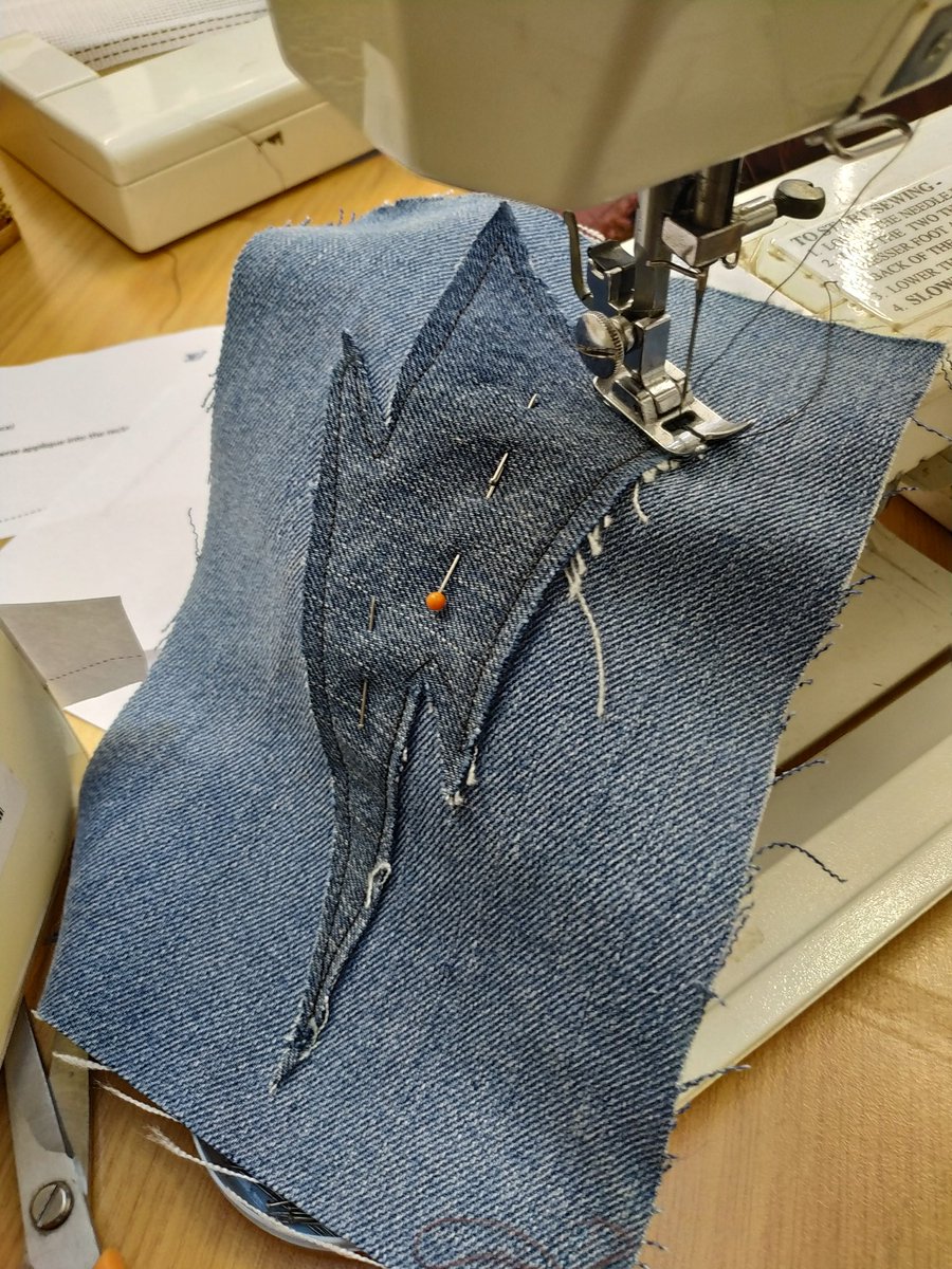 Free upcycling denim workshop tomorrow at The Place Newport
6-8pm! <a href="/JeanGeniesUK/">JeanGenies</a> <a href="/theplacenewport/">theplacenewport</a> @CreativeLivesCL
Bring something that you'd like to mend, or just pop in
We'd love to see you #upcycle #SustainableFashion
