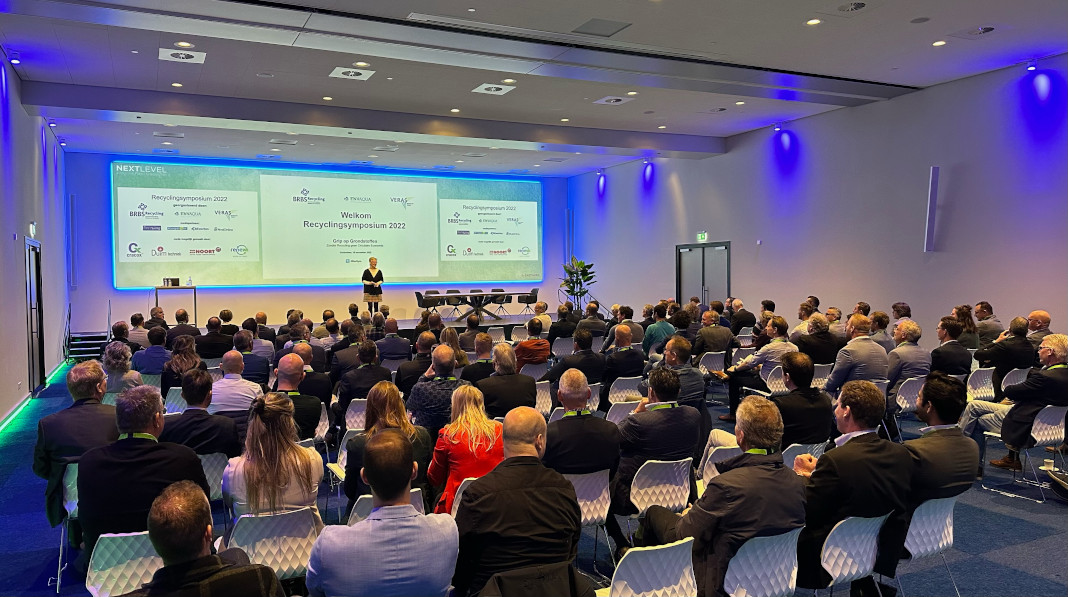 Zonder hergebruik en recycling geen circulaire economie
Het Recyclingsymposium 2022 is gestart!

<a href="/BRBSrecycling/">BRBS Recycling</a> 
<a href="/envaqua/">ENVAQUA</a> 
VERAS Sloopaannemers

#recycling
#circulair 
#hergebruik
#circulaireeconomie