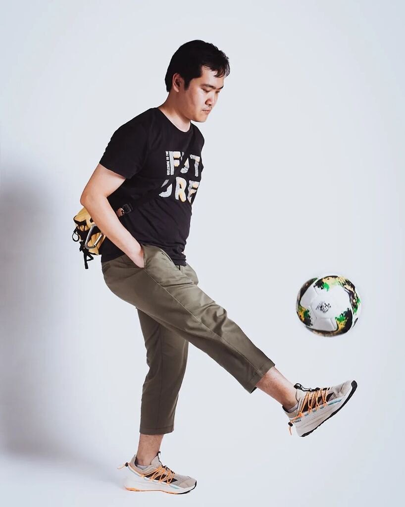 levucreative's tweet photo. ⚽🥅🥇
-----
For more 📲 https://t.co/MDMrKAXnRs
#levucreative #photography #videography #hanoi #vietnam https://t.co/qZXEkwLSgS https://t.co/Ut17PnDppB