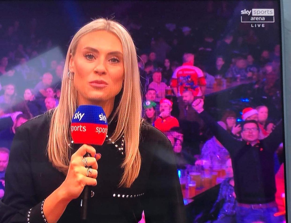lorraine winstanley (@lorraine180) on Twitter photo Is that a Southampton darts academy shirt I spy at the grand slam <a href="/TargetElite1/">Target Elite 1</a> ๐#stepbeyond #Targetdarts Is that a Southampton darts academy shirt I spy at the grand slam <a href="/TargetElite1/">Target Elite 1</a> ๐#stepbeyond #Targetdarts