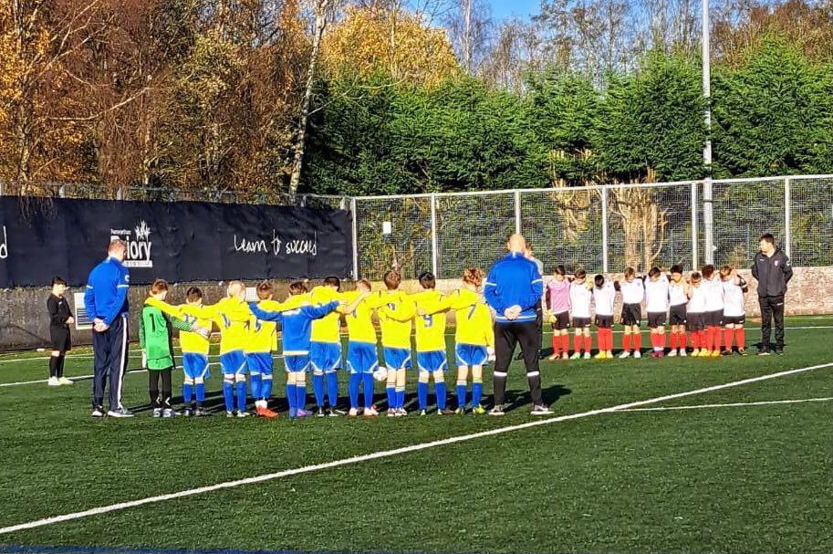 #GrassrootsRemembers2022
#Shoutout to Penwortham St Teresa’s U10s Yellow and Cadley FC U10s Red showing their respects at the weekend. 

#GrassrootsFootball #JuniorFootball #AdultFootball #TeamGrassroots