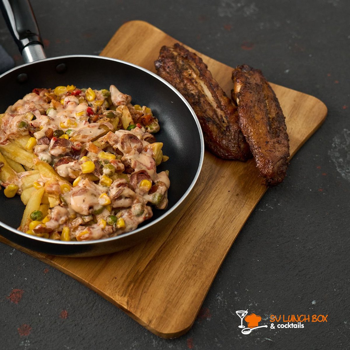 svlunchbox1's tweet photo. Comfort food at it’s best! 

#midweek #comfortfood #goodvibes grammys #food #onlinefood #Svlunchbox https://t.co/CwCIyO6Jan