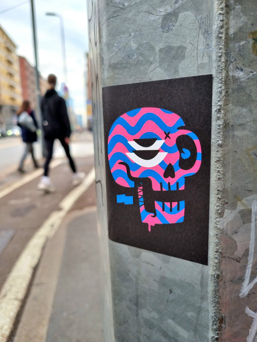 Milano!

#milano #sticker #skull #ekiem