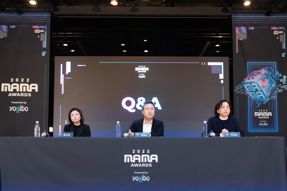 𝘫𝘦𝘯𝘯𝘺⁷ on Twitter: "RT @Kpop_Herald: .@MnetMAMA will happen in the US