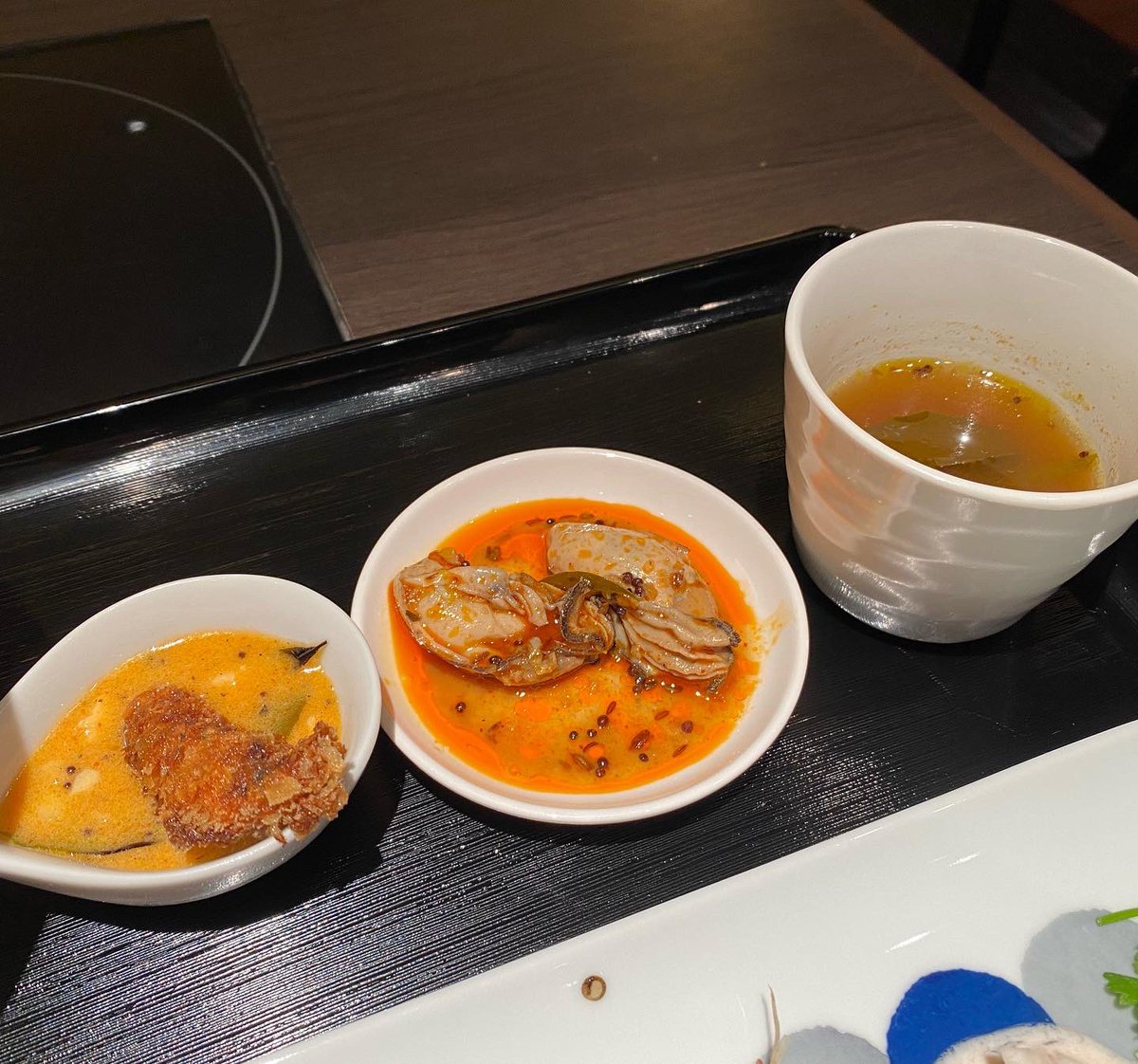 spice_chaimai's tweet photo. 西武渋谷の偏愛食堂@Henaisyokudou で京都のビリヤニ専門店インディアゲートさん@kyotoINDIAGATE の絶品ビリヤニがいただけます！
和のテイストを加えた、秋刀魚と舞茸のビリヤニ&amp;牡蠣と九条ネギのビリヤニ♪
御膳スタイルでひつまぶしみたいにアレンジしながら楽しむことも😍
20日（日）までです🏃！ https://t.co/rwVhRRN0Wl