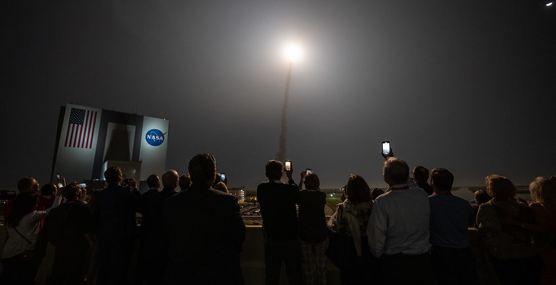 NASA_SLS (@nasa_sls) on Twitter photo We're on the way to the Moon! 🚀
Tune in for an #Artemis I post-launch news conference from <a href="/NASAKennedy/">NASA's Kennedy Space Center</a> at 4:00 a.m. CDT.
Learn more HERE>> go.nasa.gov/3UIofmr We're on the way to the Moon! 🚀
Tune in for an #Artemis I post-launch news conference from <a href="/NASAKennedy/">NASA's Kennedy Space Center</a> at 4:00 a.m. CDT.
Learn more HERE>> go.nasa.gov/3UIofmr