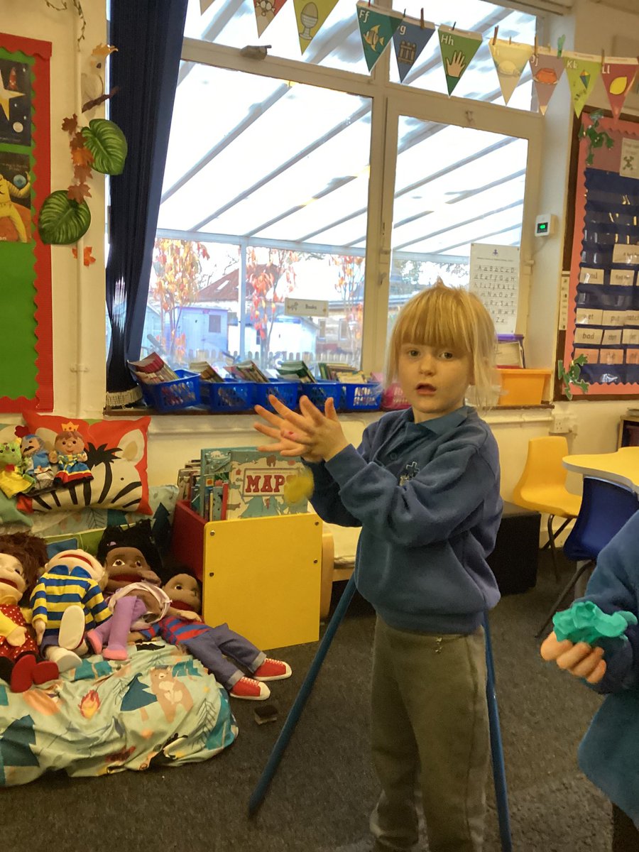 TopazClass1's tweet photo. Having fun in Phonics improving our fine motor skills using playdoh and singing to nursery rhymes. #dohdisco #nurseryrhymes #incywincyspider 🕸️ https://t.co/Eiq1yjWiSW