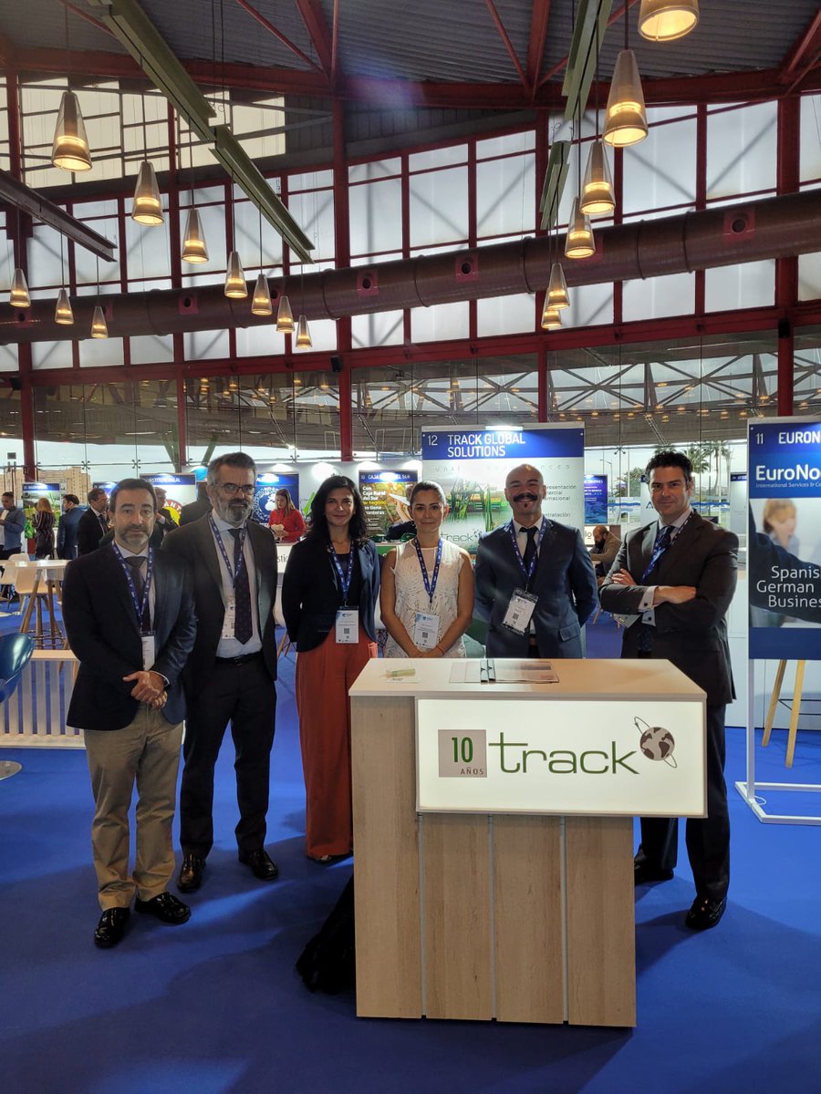 trackglobalsolu's tweet photo. Nos encontramos con los representantes de @ProChile y @PROCOLOMBIACO en nuestro stand en #ExtendaGlobal2022.

📲 +34 675 315 553 
📩 jbelda@trackglobalsolutions.com 

#UnitingExperiences https://t.co/tG4qyMJrm1