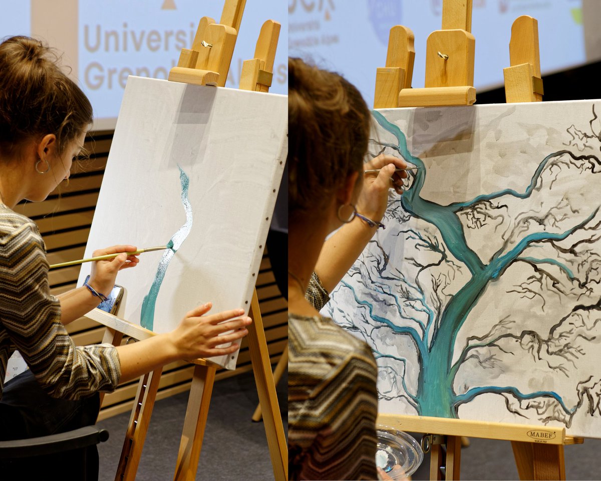 Fond_UGA's tweet photo. #JournéeMondialedelaTolérance🤝

Retour sur la soirée #Egalitédeschances en peinture ! 
Jeanne Saluzzo a offert à la Fondation UGA cette magnifique toile représentant, pour elle, l'égalité des chances. Merci à Jeanne, Lauréate d'une bourse coup de pouce, Artiste de haut niveau👏 https://t.co/xSocGMoM0E