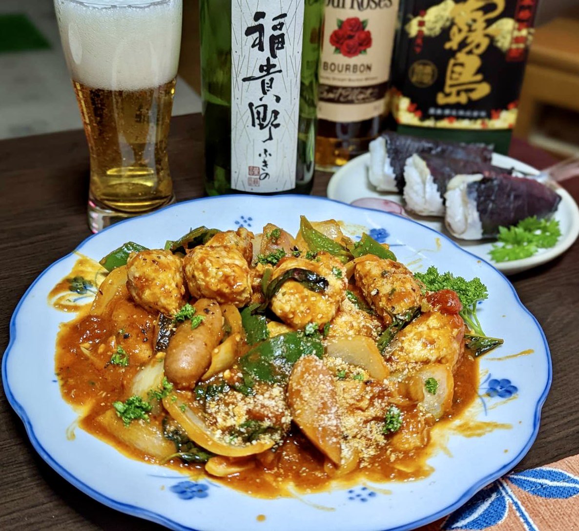 chiko1960chan's tweet photo. 鳥つくねと野菜のトマトソース煮込み。イケる👍
#晩酌　#おやじ飯　#家飲み https://t.co/HNtJJDakAi