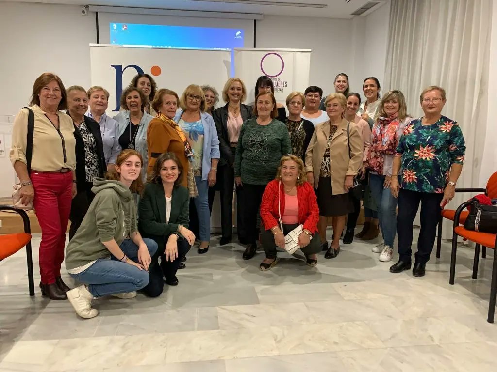 Mujeres APM tweet media