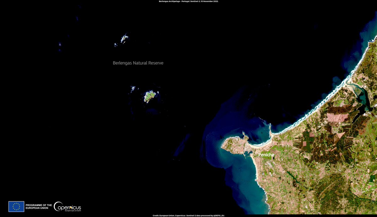 #ImageOfTheDay 

The Berlengas Archipelago is a natural reserve in #Portugal 🇵🇹

It is a #Natura2000 site, unique for its landscape and #biodiversity 🦩🦆🐟

⬇️#Copernicus #Sentinel2 🇪🇺🛰️image of 10 November