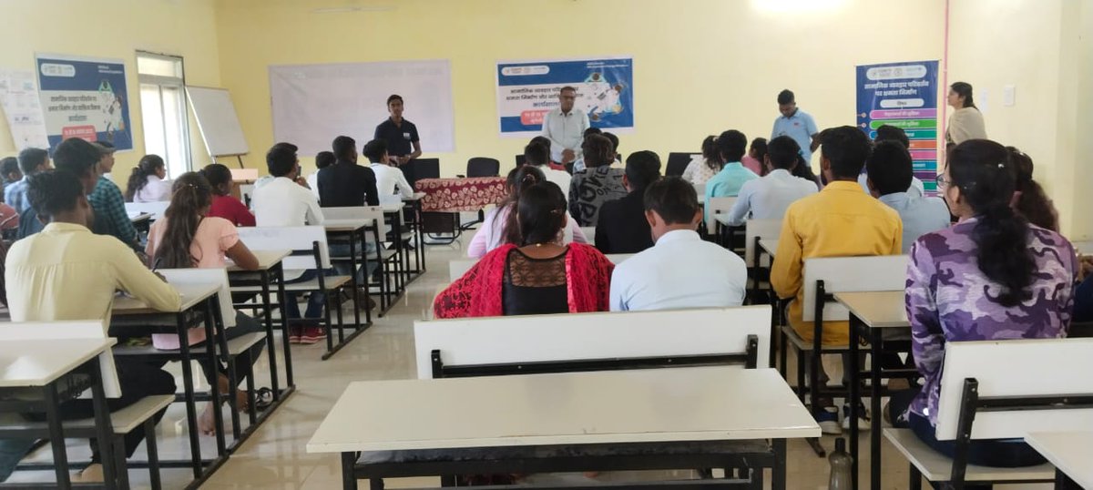 karan_sarthi97's tweet image. Capacity building and personality development 2day workshop on social behaviour change was given training about Personality development,Education And business to #volunteers in second day. #SBCWorks
#BehaviourChangeMatters #LaikamanKeTihar @UNICEFIndia @UNICEF @wethepeople_cg